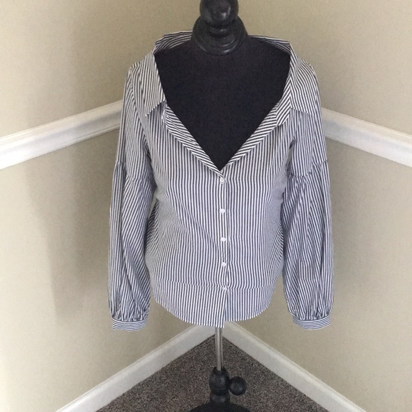 Banana Republic Tops - Banana Republic Button Up Shirt Size S. NWT